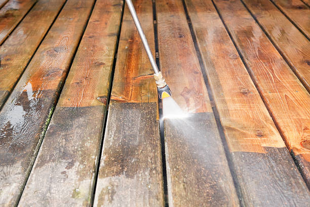 Best Concrete Pressure Washing  in Quinnesec, MI